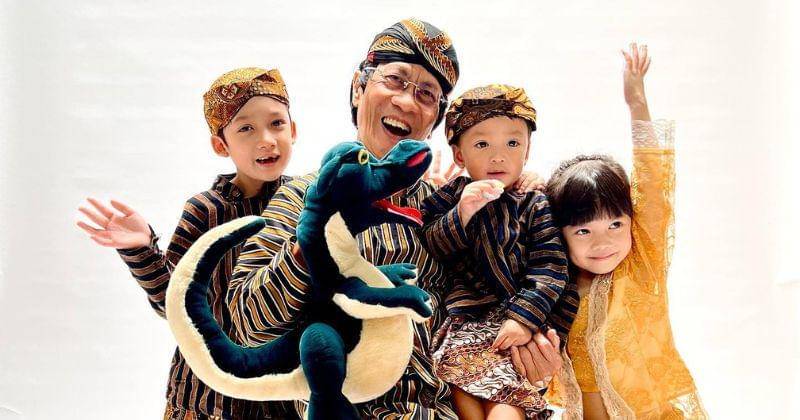 Instagram.com/kaksetosahabatanak